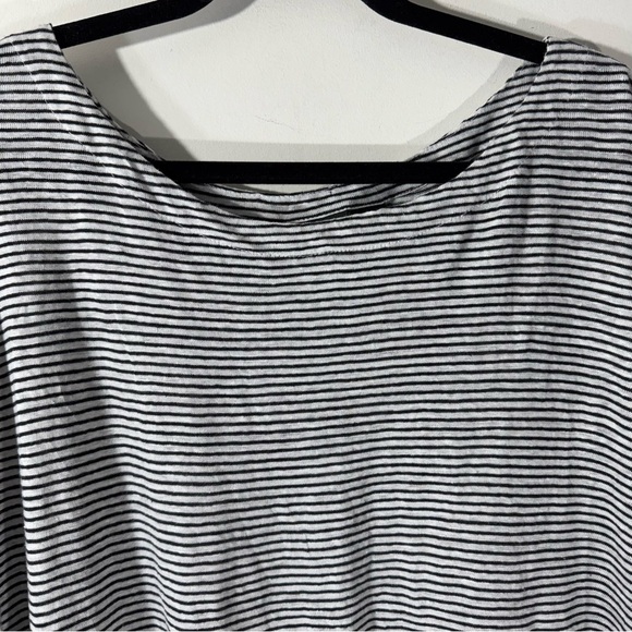 2/$35 Adrienne Vittadini linen Tunic 3/4 long sleeve black white striped sweater - Picture 3 of 11